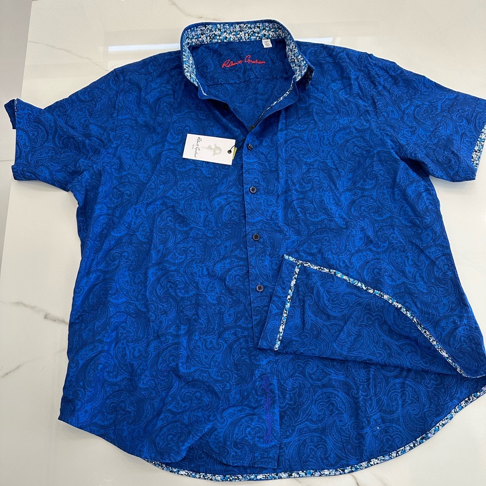 Men’s 2XL Robert Graham button down, short sleeve blue down